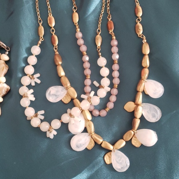 Necklace bundle - Picture 3 of 3